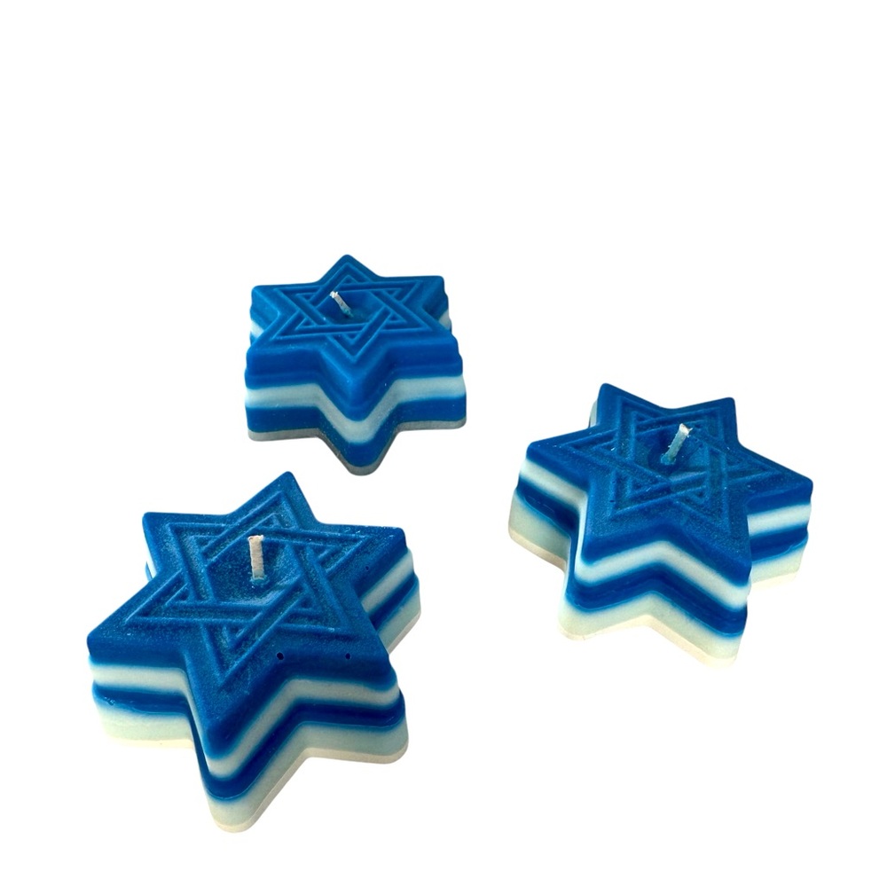 Jewish Star Blue/white layered candle. Vanilla scent